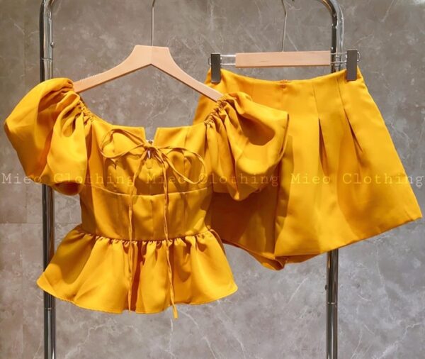 Set áo peplum tay phồng V TK Vàng